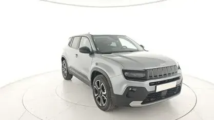 Usata Jeep Avenger Summit 101 CV (74 kW) 2025 Grigio scuro SUV