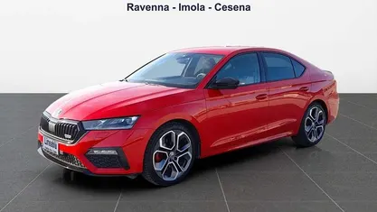 Usata Skoda Octavia RS 200 CV (147 kW) 2022 Rosso Utilitaria
