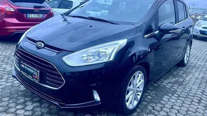 Usata Ford B-MAX Titanium 90 CV (66 kW) 2015 Monovolume
