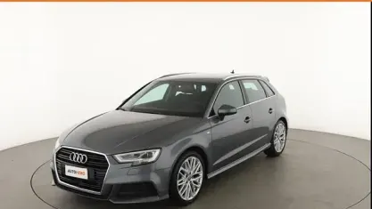 Usata Audi A3 Sport 150 CV (110 kW) 2019 Argento Berlina