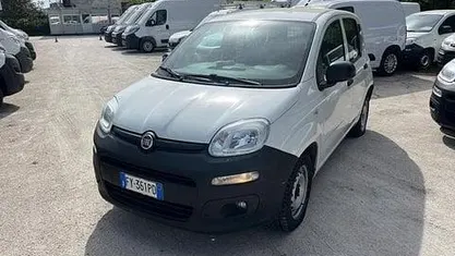 Usata Fiat Panda Pop 69 CV (50 kW) 2019 Bianco Utilitaria