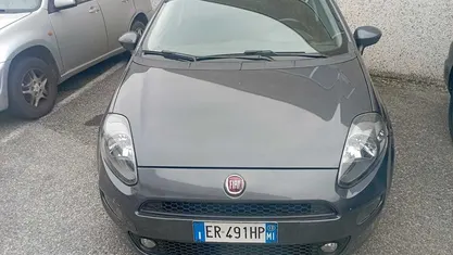 Usata Fiat Punto 75 CV (55 kW) 2013 Berlina