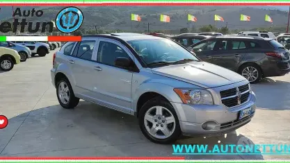Usata Dodge Caliber SXT 140 CV (102 kW) 2010 Grigio Utilitaria