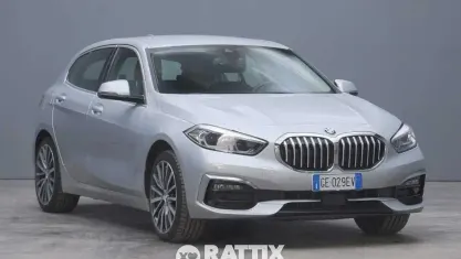 Usata BMW 116 Luxury Line 116 CV (85 kW) 2021 Grigio Utilitaria