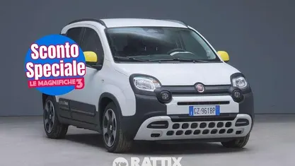 White solid Usata 2025 Fiat Panda Cross Cross Utilitaria | 15.400 € (Buon prezzo)