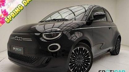 Używany Fiat 500e La Prima 86 kW (118 KM) 2021 Czarny Sedan/Limuzyna
