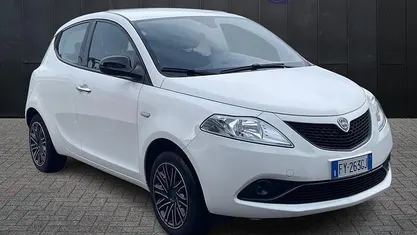 Usata Lancia Ypsilon S 69 CV (50 kW) 2019 Utilitaria