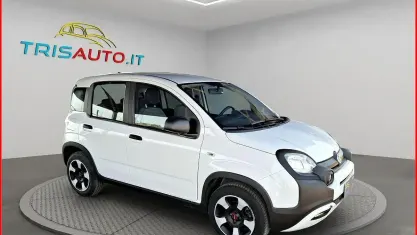 Usata Fiat Panda Cross Cross 70 CV (51 kW) 2023 Bianco Utilitaria