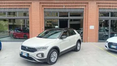 Grigio Usata 2023 VW T-Roc Life SUV | 23.500 € (Buon prezzo)