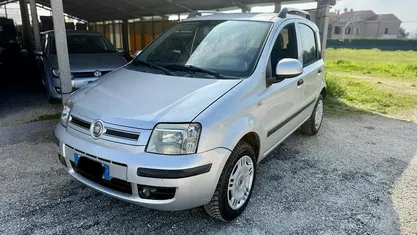 Usata Fiat Panda 69 CV (50 kW) 2011 Argento Utilitaria