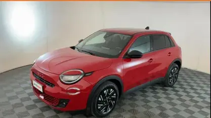 Usata Fiat 600E Red 114 kW (156 CV) 2023 Rosso SUV