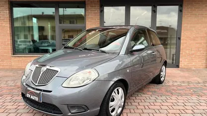 Usata Lancia Ypsilon 60 CV (44 kW) 2009 Utilitaria