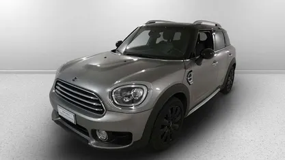 Argento Usata 2019 Mini Cooper D Countryman Hype SUV | 21.400 € (Buon prezzo)