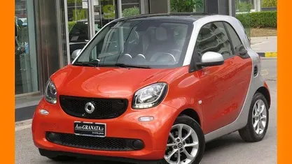Arancione Usata 2015 Smart ForTwo Coupé Passion Due volumi | 8500 € (Ottimo prezzo)