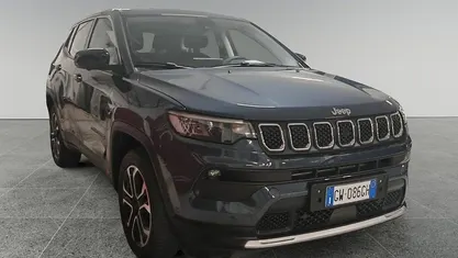 Blu Usata 2024 Jeep Compass Altitude SUV | 27.790 € (Buon prezzo)