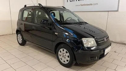 Usata 2011 Fiat Panda Dynamic Tre volumi | 4880 € (Ottimo prezzo)