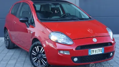 Usata Fiat Punto S 84 CV (61 kW) 2012 Utilitaria