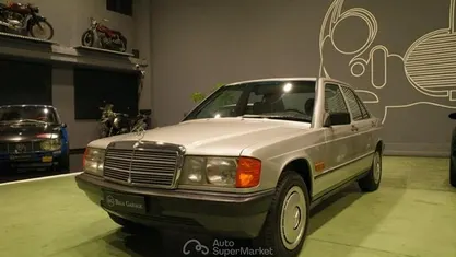 Usata Mercedes 190 122 CV (89 kW) 1985 Berlina