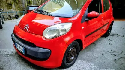 Usata Citroën C1 55 CV (40 kW) 2008 Rosso Utilitaria