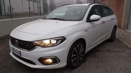 Bianco Usata 2017 Fiat Tipo Lounge Station wagon | 13.500 €