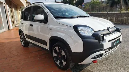 Bianco Usata 2024 Fiat Panda Cross Cross Due volumi | 12.500 € (Buon prezzo)