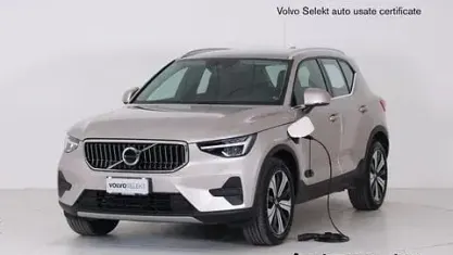 Usata Volvo XC40 Plus 179 CV (131 kW) 2023 Grigio SUV