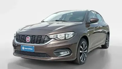 Usata Fiat Tipo Opening Edition 120 CV (88 kW) 2016 Bronzo met. Berlina