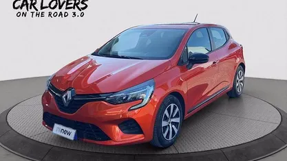 Usata Renault Clio V Equilibre 145 CV (106 kW) 2022 Arancione Utilitaria