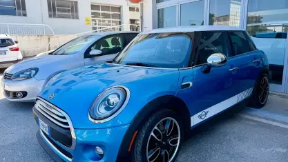 Usata Mini Cooper D 116 CV (85 kW) 2015 Blu Utilitaria