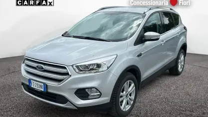 Usata Ford Kuga Business Edition 120 CV (88 kW) 2019 Argento SUV