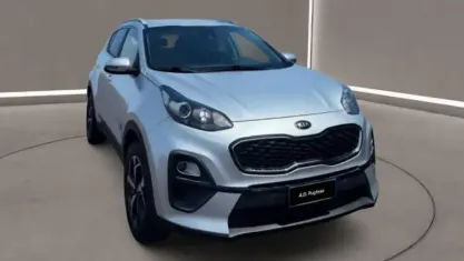 Usata Kia Sportage 136 CV (100 kW) 2022 Argento SUV