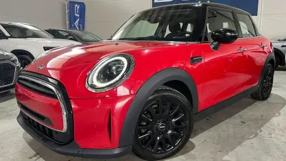 Usata Mini Cooper 136 CV (100 kW) 2024 Rosso Utilitaria