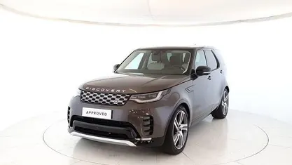Usata 2024 Land Rover Discovery 5 SUV | 85.000 €