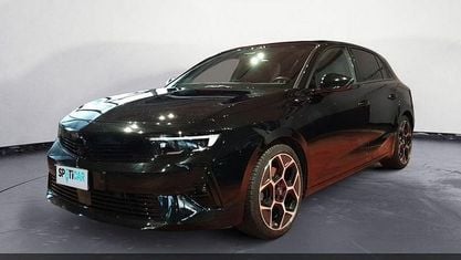 Usata Opel Astra Ultimate 131 CV (96 kW) 2024 Nero Berlina