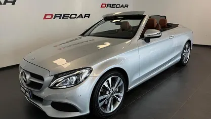 Usata Mercedes C250 211 CV (155 kW) 2017 Cabrio