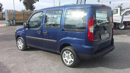 Blu/azzurro Usata 2009 Fiat Doblò Family Monovolume | 4700 € (Ottimo prezzo)