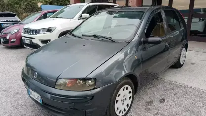 Usata Fiat Punto 60 CV (44 kW) 2000 Grigio Utilitaria