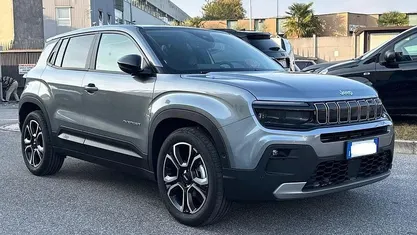 Usata Jeep Avenger Summit 101 CV (74 kW) 2025 SUV