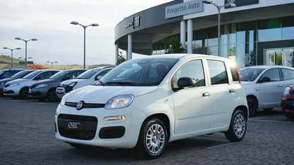 Nuova Fiat Panda 70 CV (51 kW) 2025 Bianco divino Utilitaria
