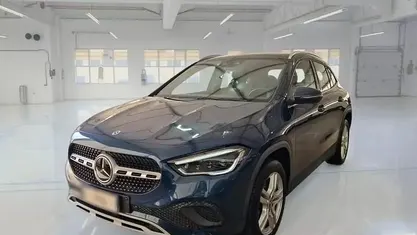 Usata Mercedes GLA200 149 CV (109 kW) 2022 Blu SUV
