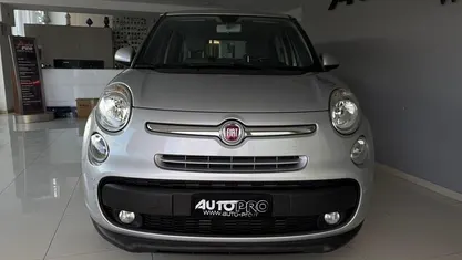 Begagnad Fiat 500L Pop 84 HK (61 kW) 2014 Grå Minibuss