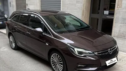 Usata Opel Astra 136 CV (100 kW) 2016 Marrone Station wagon