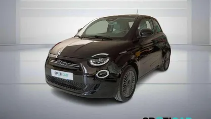 Nero cinema Usata 2021 Fiat 500e Icon Tre volumi | 20.900 €