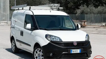 Usata Fiat Doblò 120 CV (88 kW) 2019 Bianco Monovolume