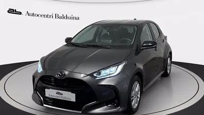 Grigio atomico metalizzato Usata 2023 Mazda 2 Comfort Due volumi | 18.000 € (Buon prezzo)