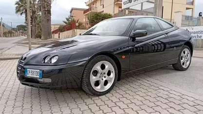 Usata Alfa Romeo GTV 165 CV (121 kW) 2004 Coupé