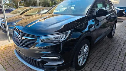 Usata Opel Grandland X Business Elegance 131 CV (96 kW) 2021 Nero SUV