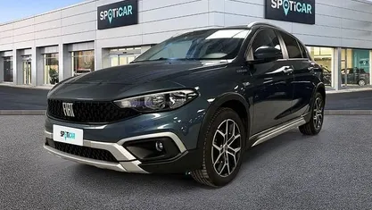 Usata Fiat Tipo Cross 131 CV (96 kW) 2023 Blu Berlina