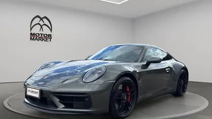 Usata Porsche 911 Carrera 4 GTS 480 CV (353 kW) 2022 Grigio / gray Coupé