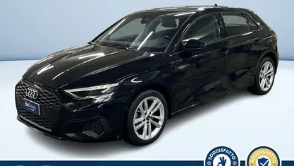 Nero Usata 2022 Audi A3 Business Tre volumi | 24.200 € (Buon prezzo)